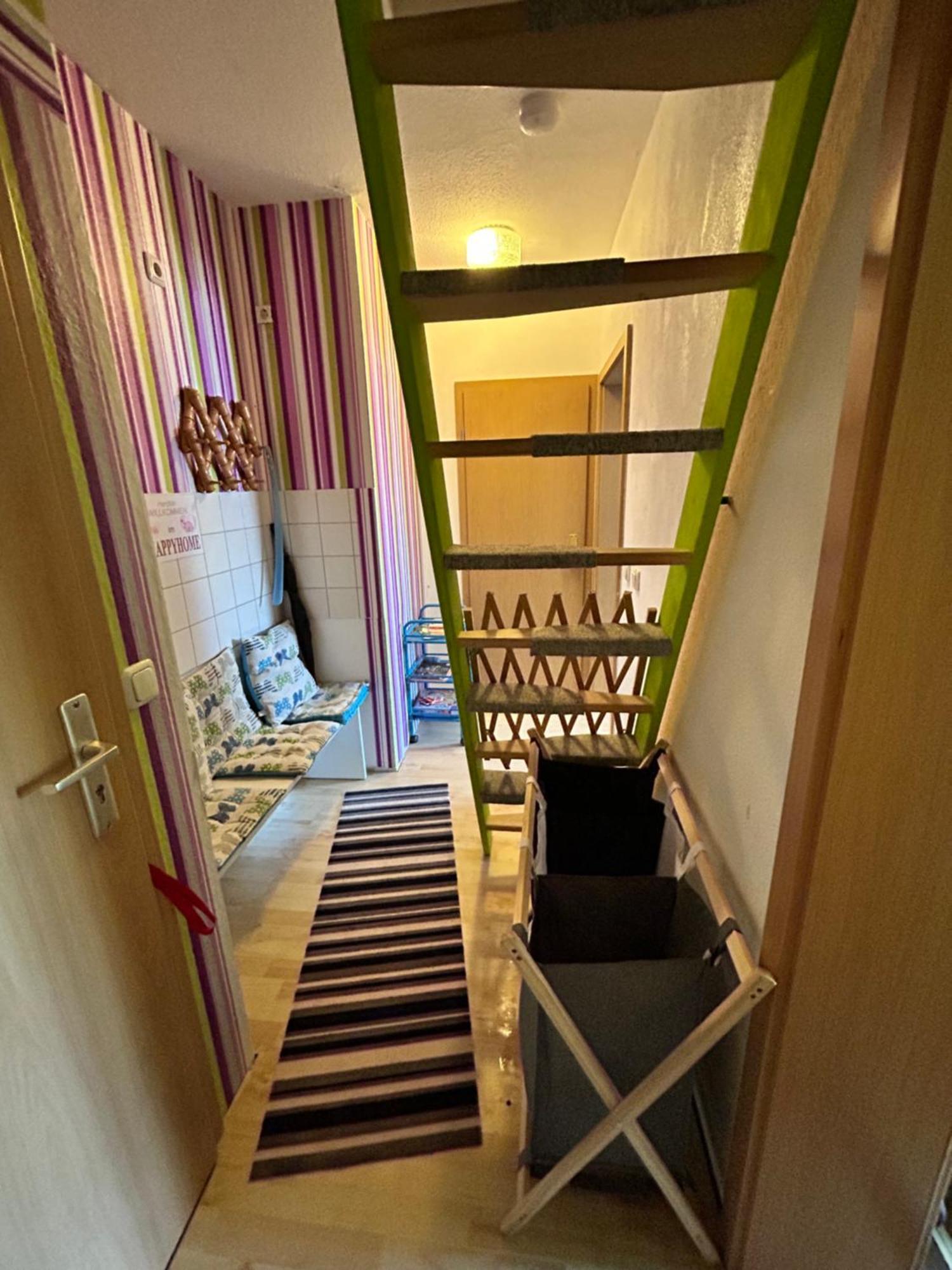 Ferienwohnung Happyhome Bahnhofnah Gemuetlich Familiaer Arnstadt Esterno foto
