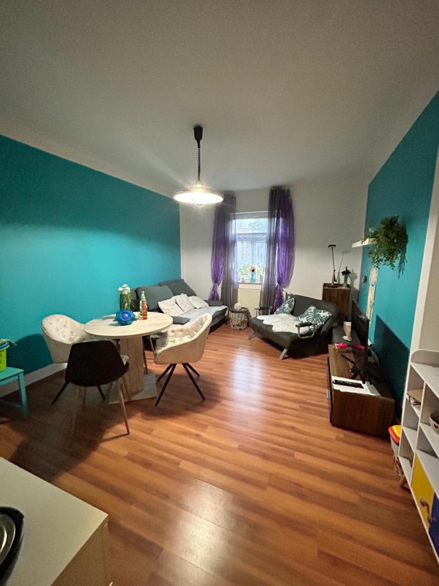 Ferienwohnung Happyhome Bahnhofnah Gemuetlich Familiaer Arnstadt Esterno foto